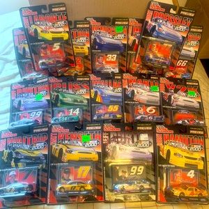 16pc NASCAR 2000 Winston Cup diecast pack NIP 1/64